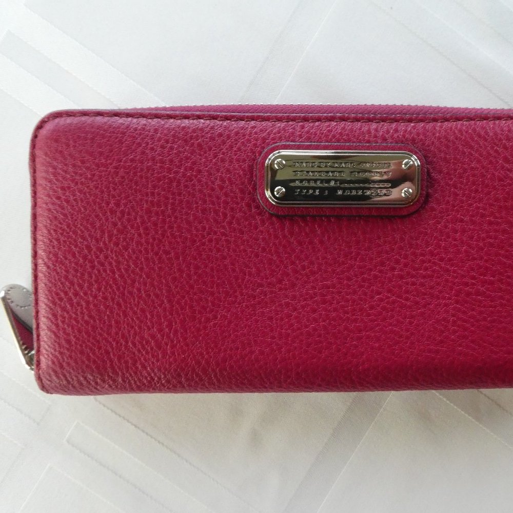 MARC JACOBS New Classic Q Leather Wallet